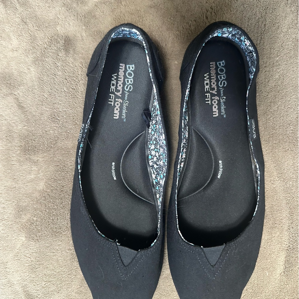 Bob’s Women's Black Memory Foam Flats